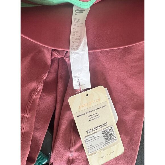 Nwt fabletics high waisted sculpknit cut out back leggings small new - Picture 8 of 10